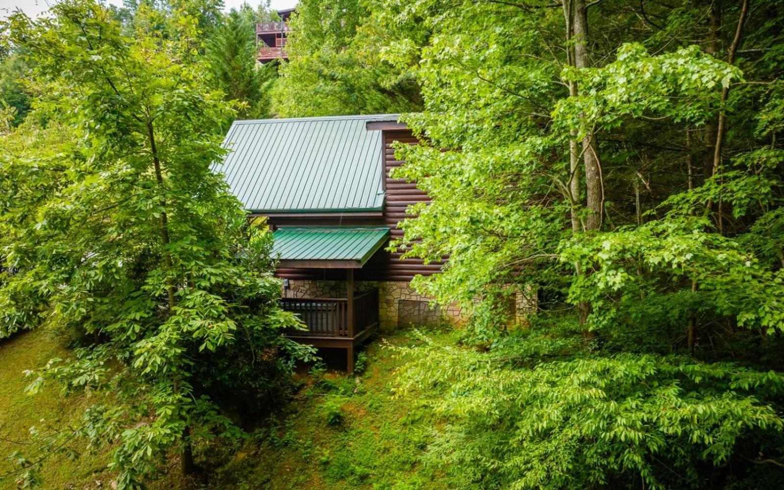 Hugs N Kisses Pool Table Hot Tub Pool Table Community Pool Close To Downtown Gatlinburg Dış mekan fotoğraf